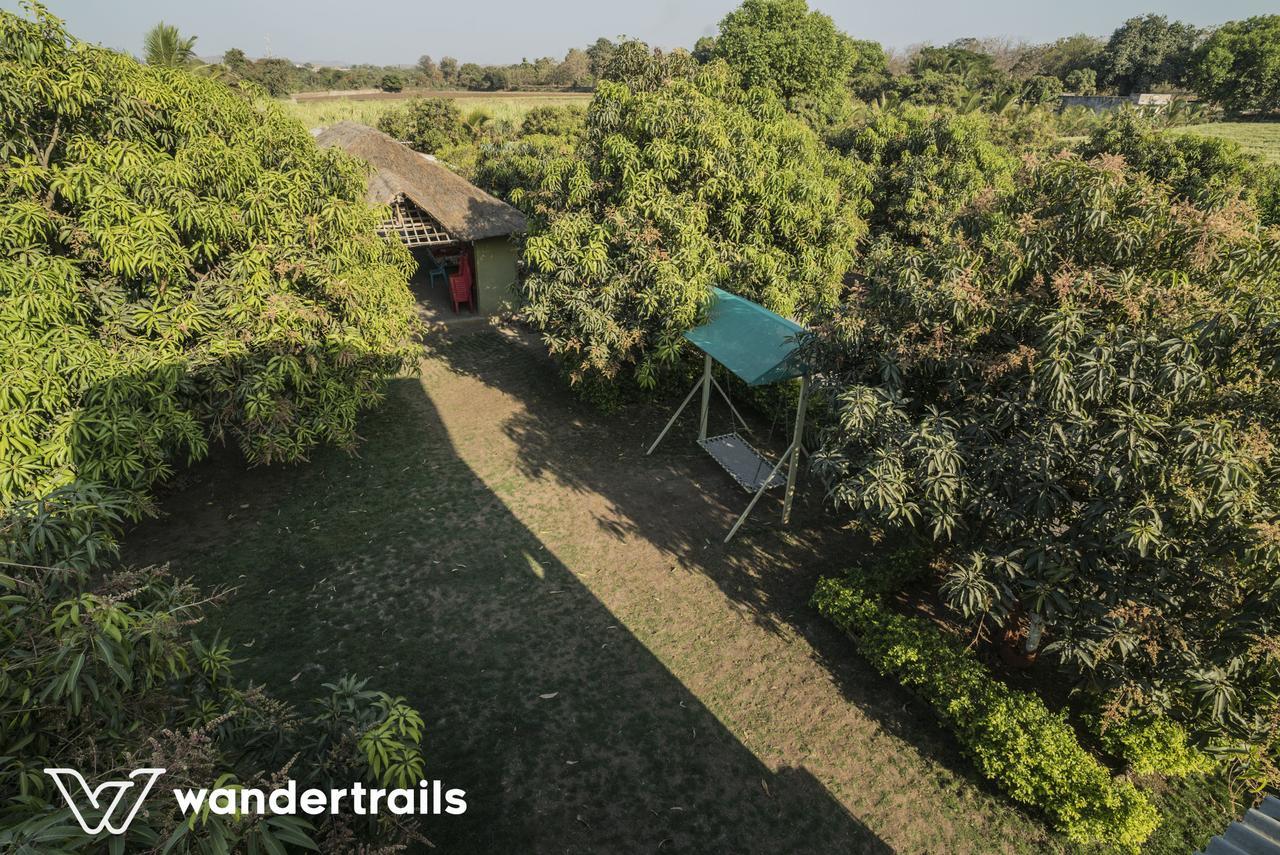 Lookout Villa - A Wandertrails Stay Sasan Gir Exteriör bild