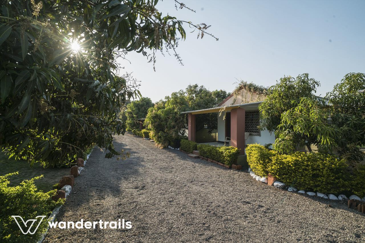 Lookout Villa - A Wandertrails Stay Sasan Gir Exteriör bild