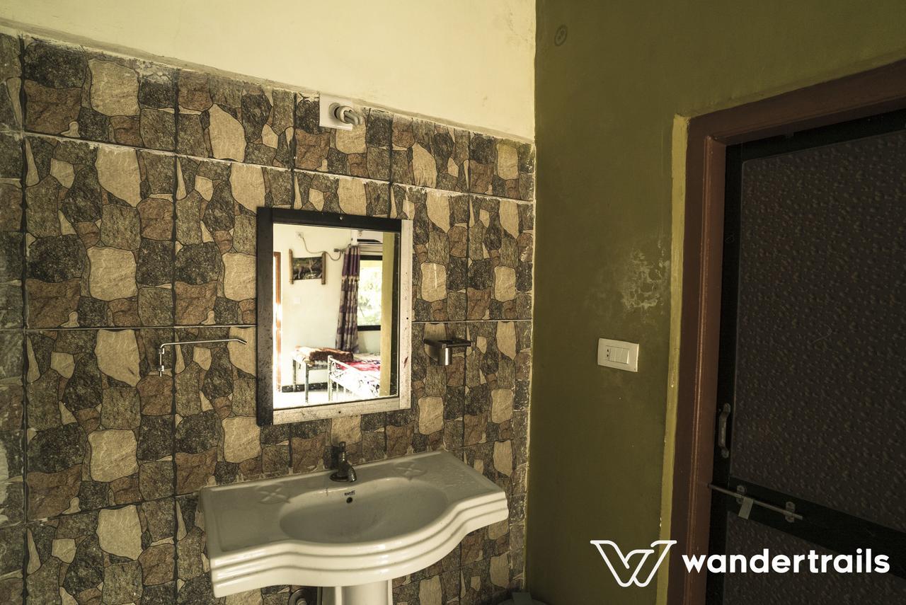 Lookout Villa - A Wandertrails Stay Sasan Gir Exteriör bild